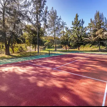 Parque Botanico Benahavis Εστεπόνα